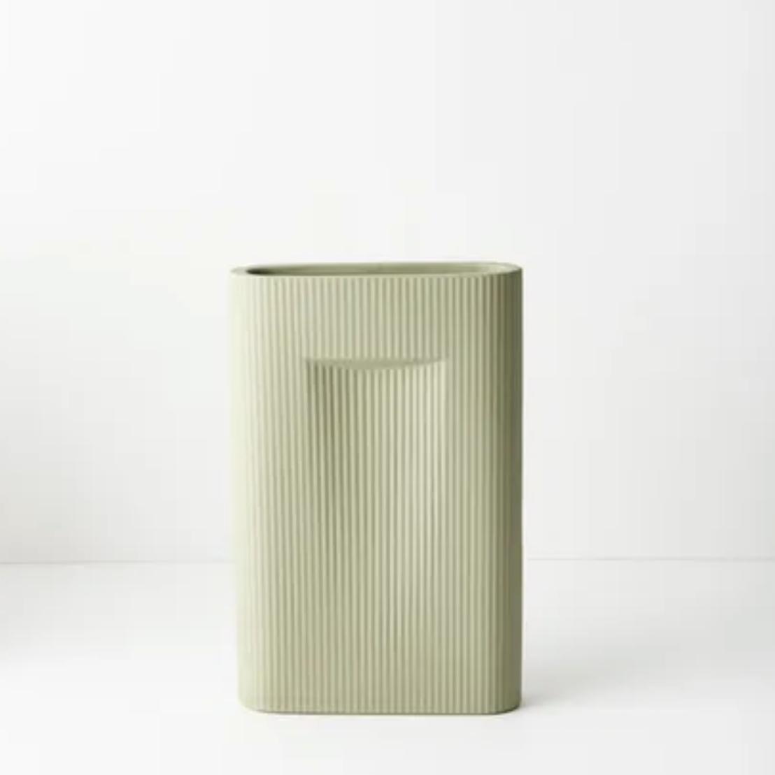 Pistachio Sable Vase Medium